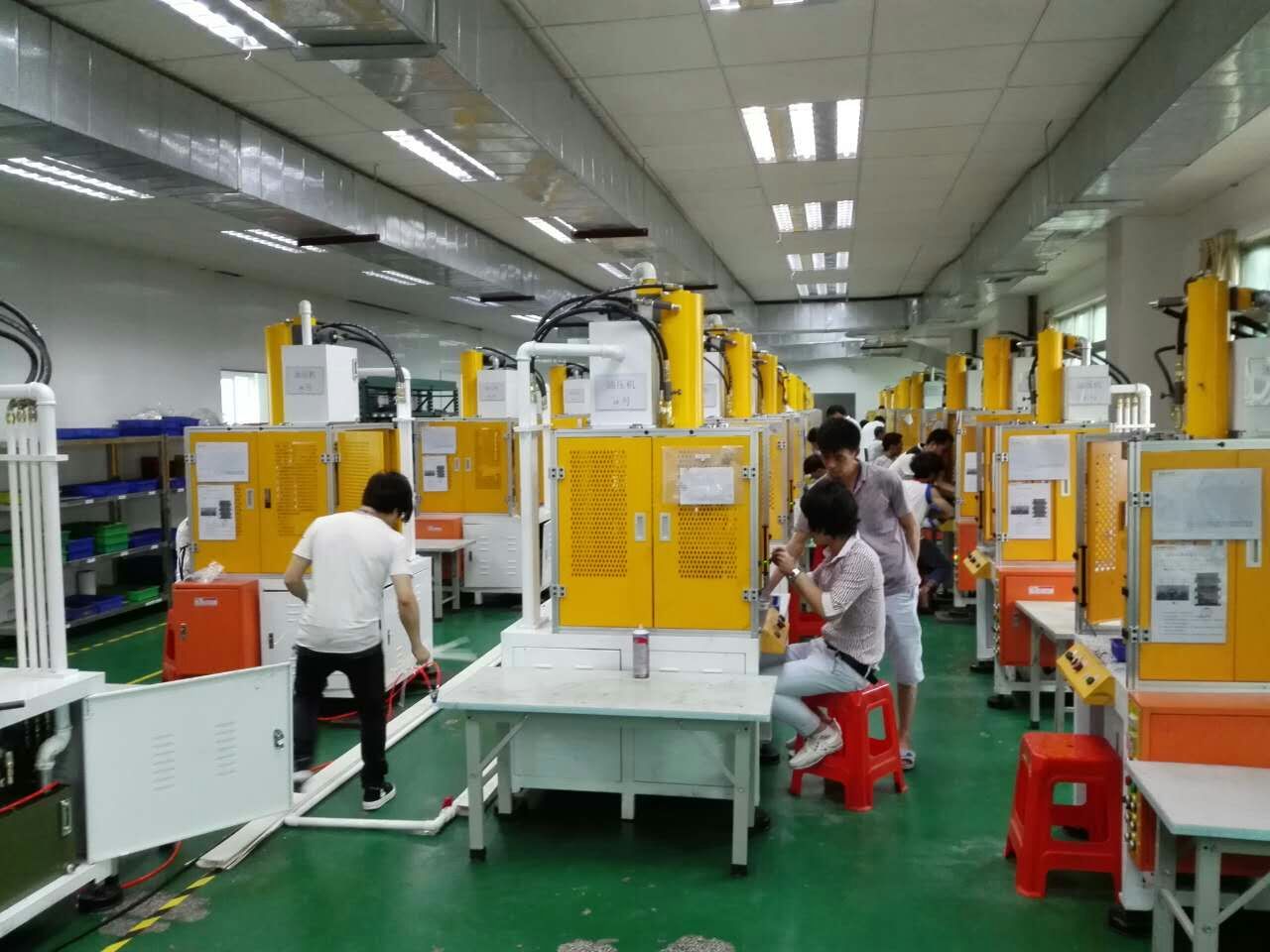 手機行業最親睞的機器設備——油壓（yā）機